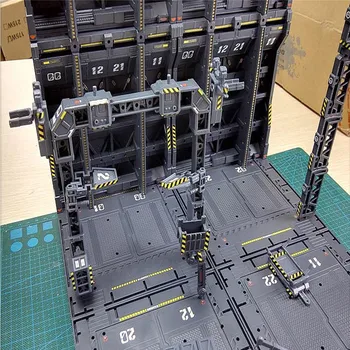 4 adet/takım DIY Kitleri Mekanik Zincir Eylem teşhir tabanı Makinesi Yuva 1/100 Gundam Modeli Çıkartmaları ile