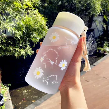 500ml Plastik Su Kupası Daisy Kızlar Japon Taşınabilir Su Şişesi İp Kişiselleştirilmiş Sevimli Çay Kupası Su Şişesi Bpa Ücretsiz Kupa 