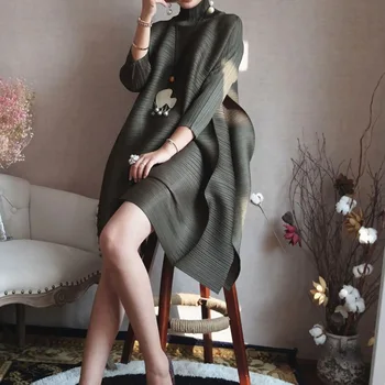 Miyake issey Miyake Pilili Vintage Elbise Güz 2022 Kış Balıkçı Yaka Gevşek Yüksek Moda Estetik Tasarımcı Kadın Abayas Zarif Giyim