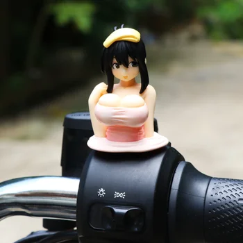 Sevimli Kanako Göğüs Sallayarak Kız Araba Süsler Karikatür Kawaii Anime Heykeli Araba Dashboard Seksi Bebek Heykelcik Araba Süslemeleri