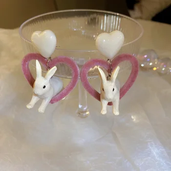 Sevimli Tavşan Akın Peluş İçi Boş Kalp Damla Küpe Kadınlar Kızlar İçin Çin Zodyak Tavşan Yıl Zarif Küpe Parti Takı